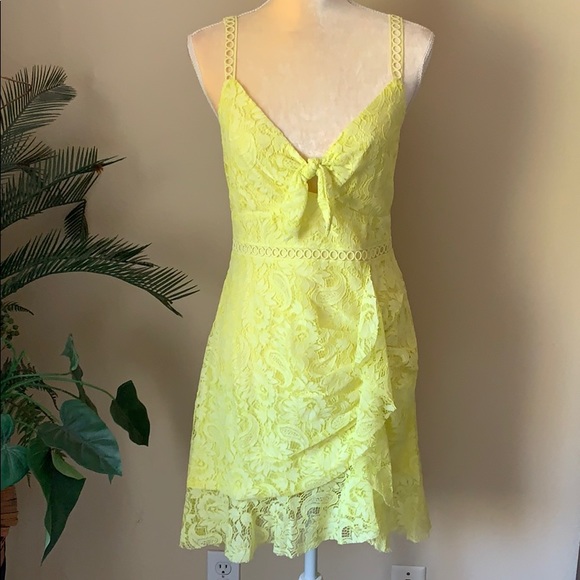 ASTR the Label yellow lime dress, from Revolve - Picture 9 of 12